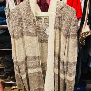 Cute XL cardigan with Sherpa NWT